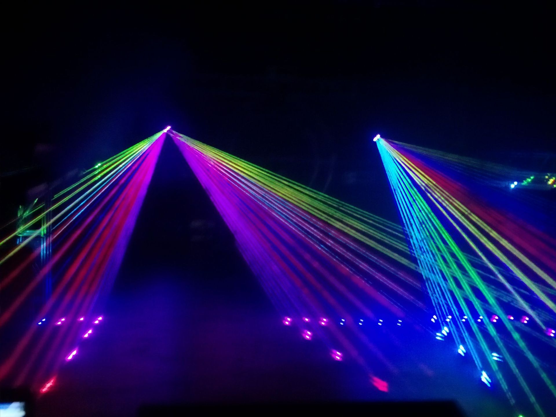 激光彩燈FDA認證(圖1)