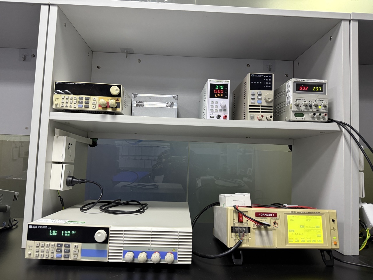 電氣實驗室介紹(圖4) 電氣實驗室介紹(圖4)